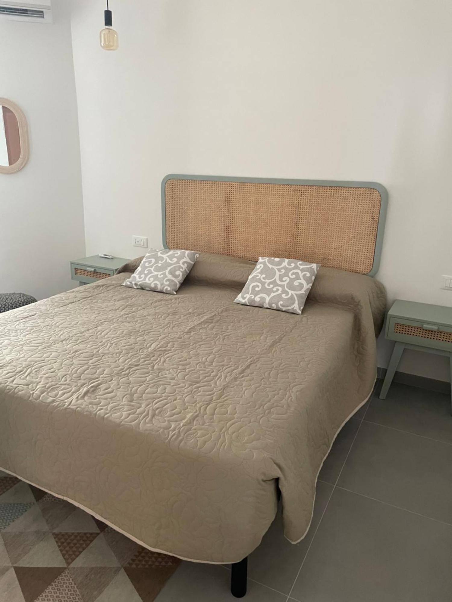 Thai Boutique Rooms Peschici Exteriör bild